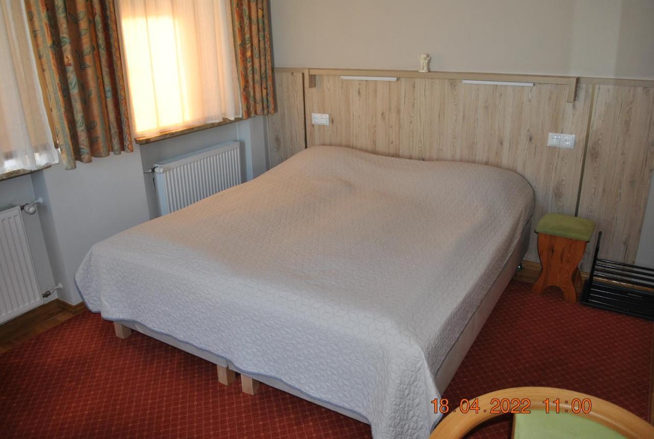 Ferienwohnung Pokoje Z Lazienkami Kolberg Exterior foto