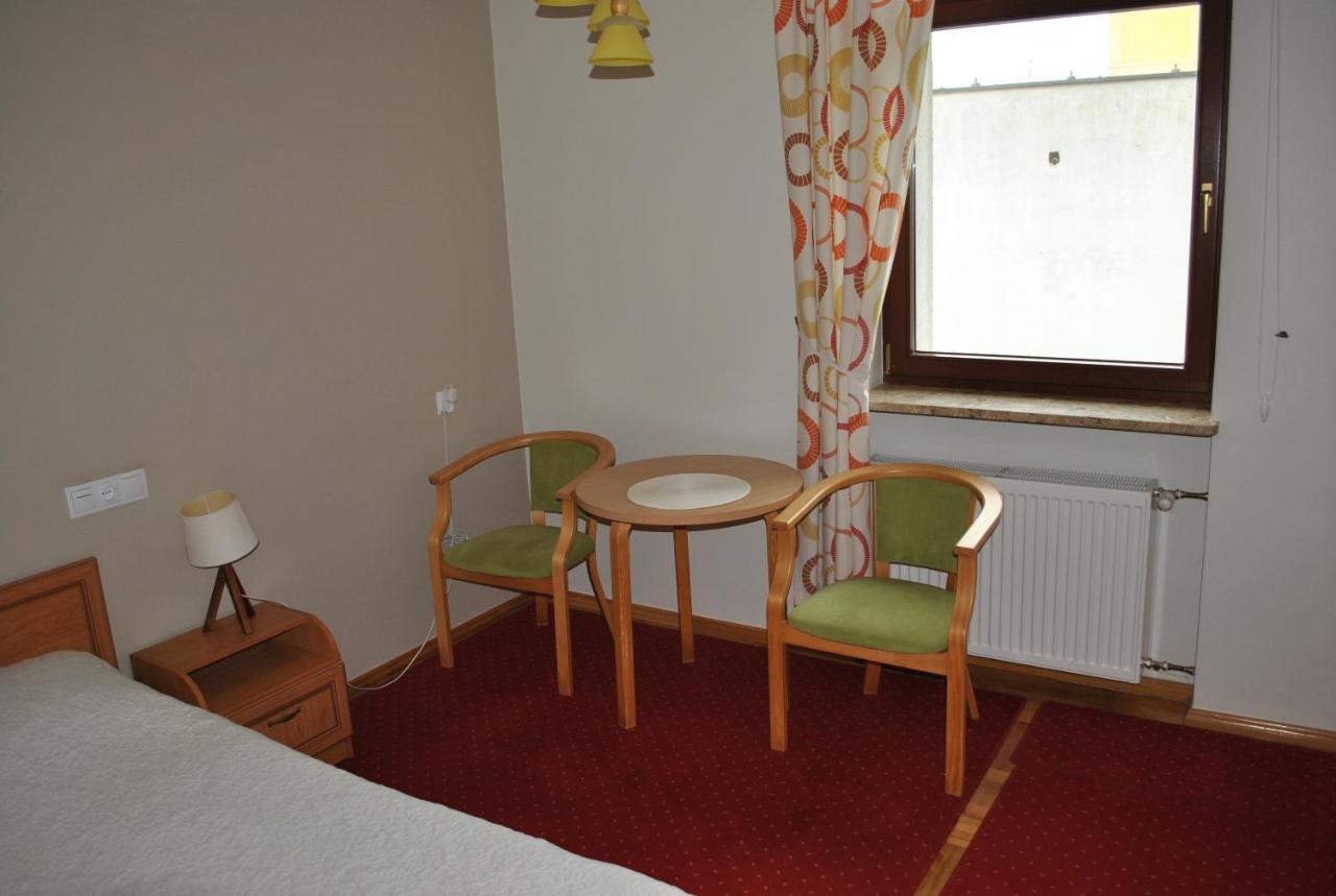 Ferienwohnung Pokoje Z Lazienkami Kolberg Exterior foto